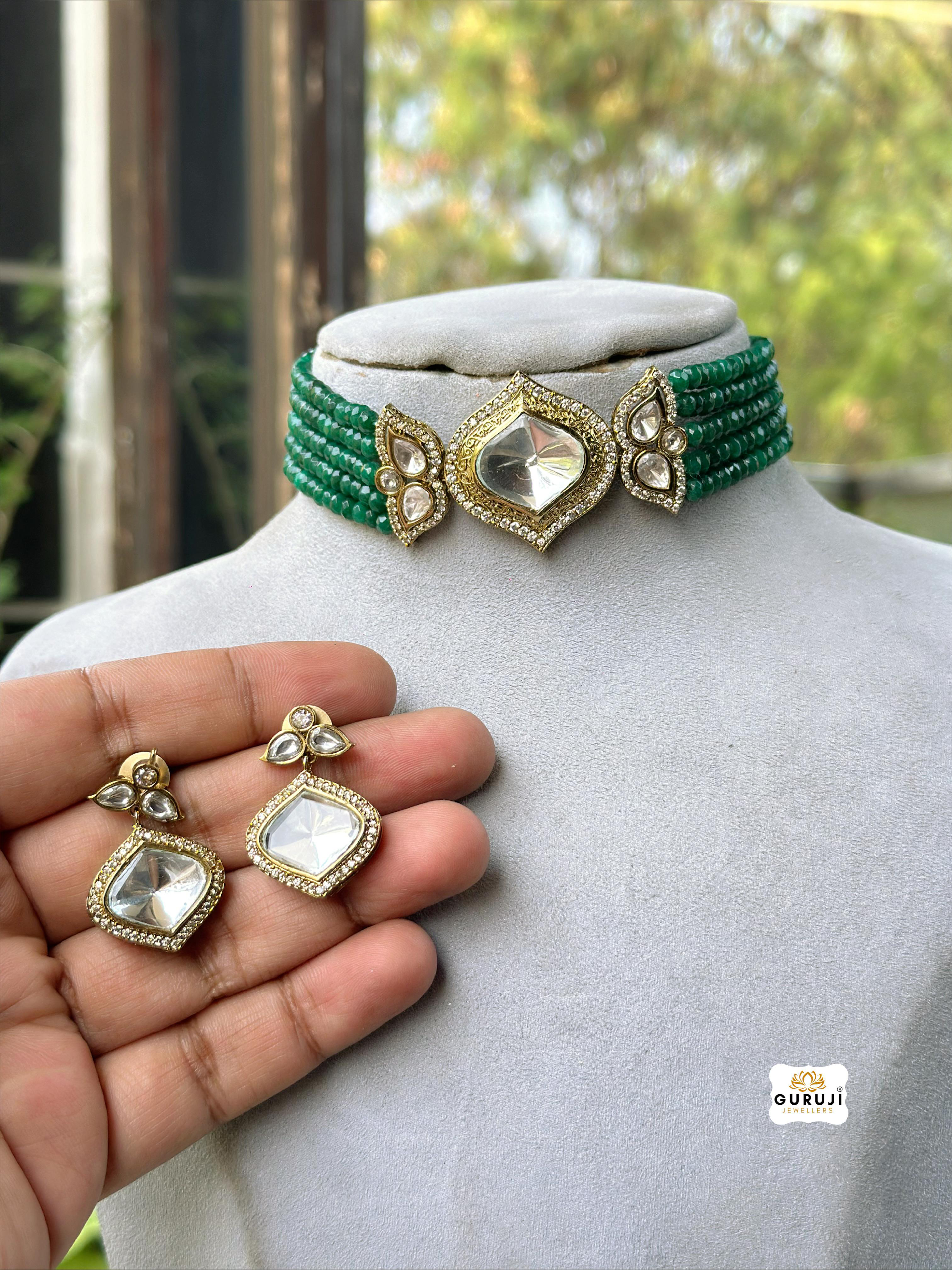 Exquisite Beaded Choker Set A Statement of Elegance